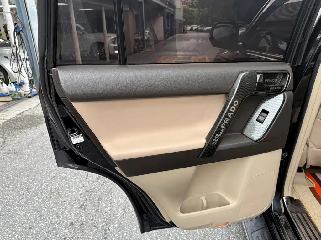 Toyota Prado (Import) — миниатюра 28
