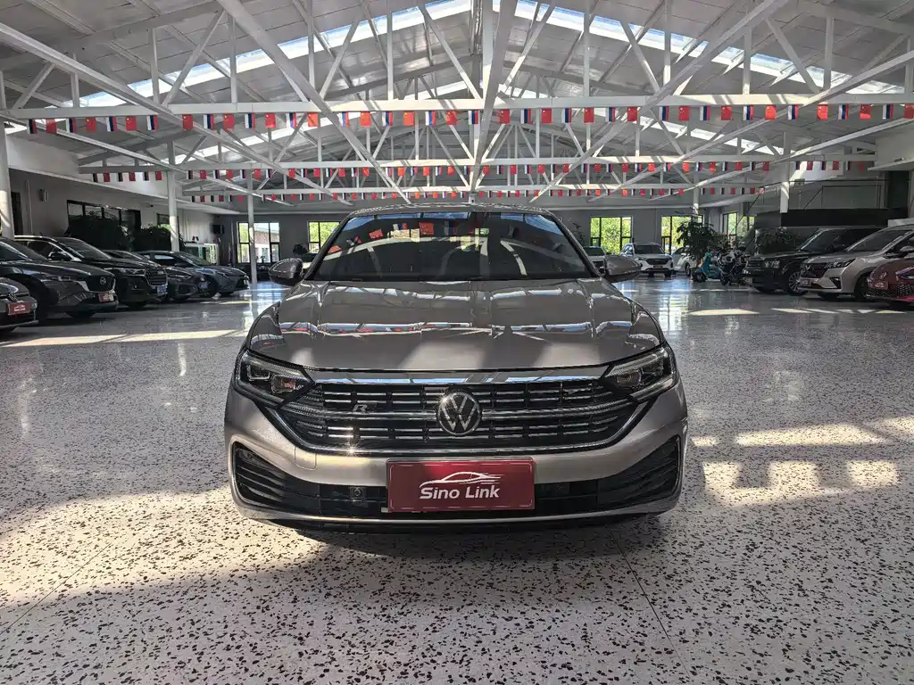 Volkswagen Sagitar — миниатюра 2