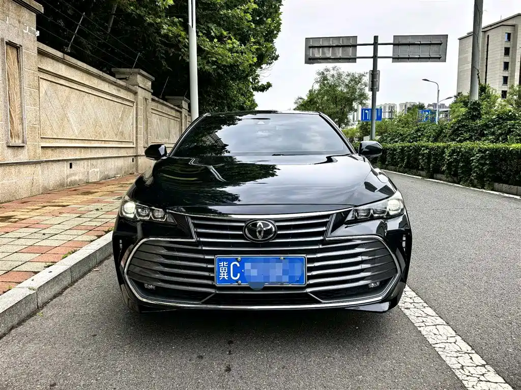 TOYOTA ASIAN DRAGON
