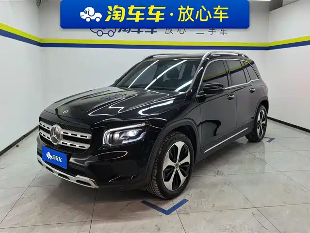 MERCEDES-BENZ GLB