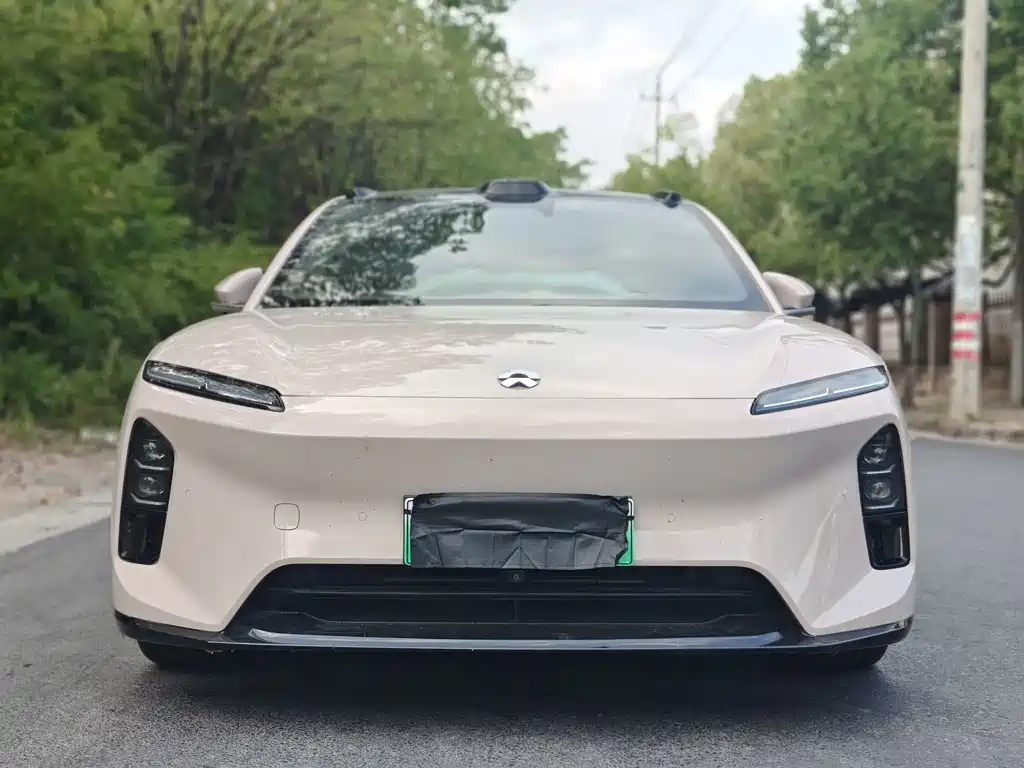 NIO ET5 — миниатюра 2