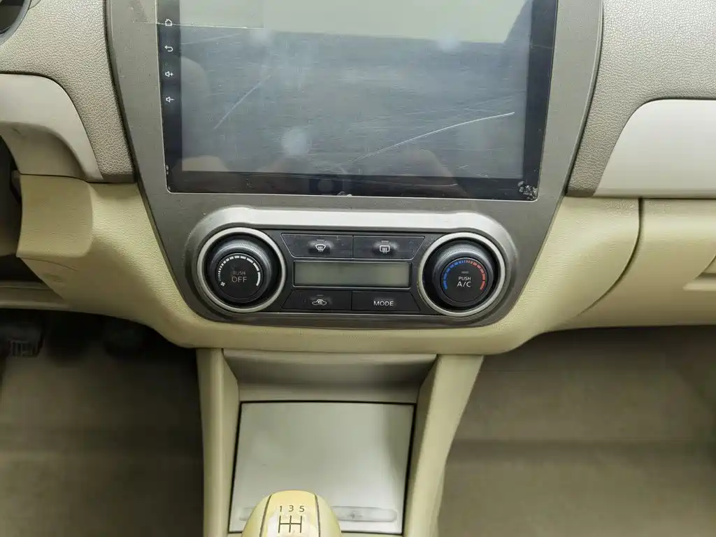 Nissan Sylphy — миниатюра 12