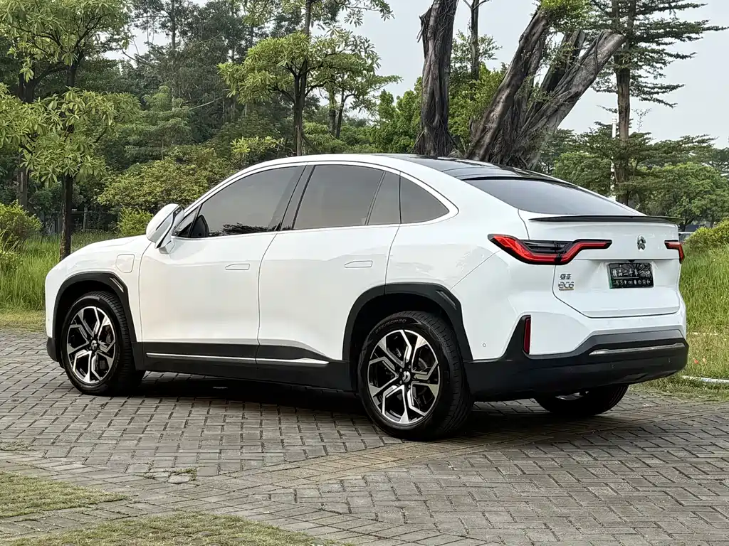 NIO EC6 — миниатюра 18