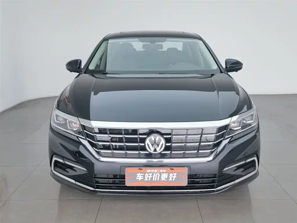 VOLKSWAGEN PASSAT NEW ENERGY