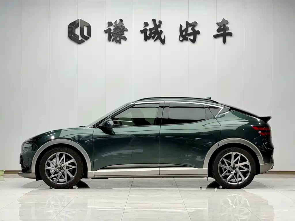 Genesis GV60 2023 Flagship