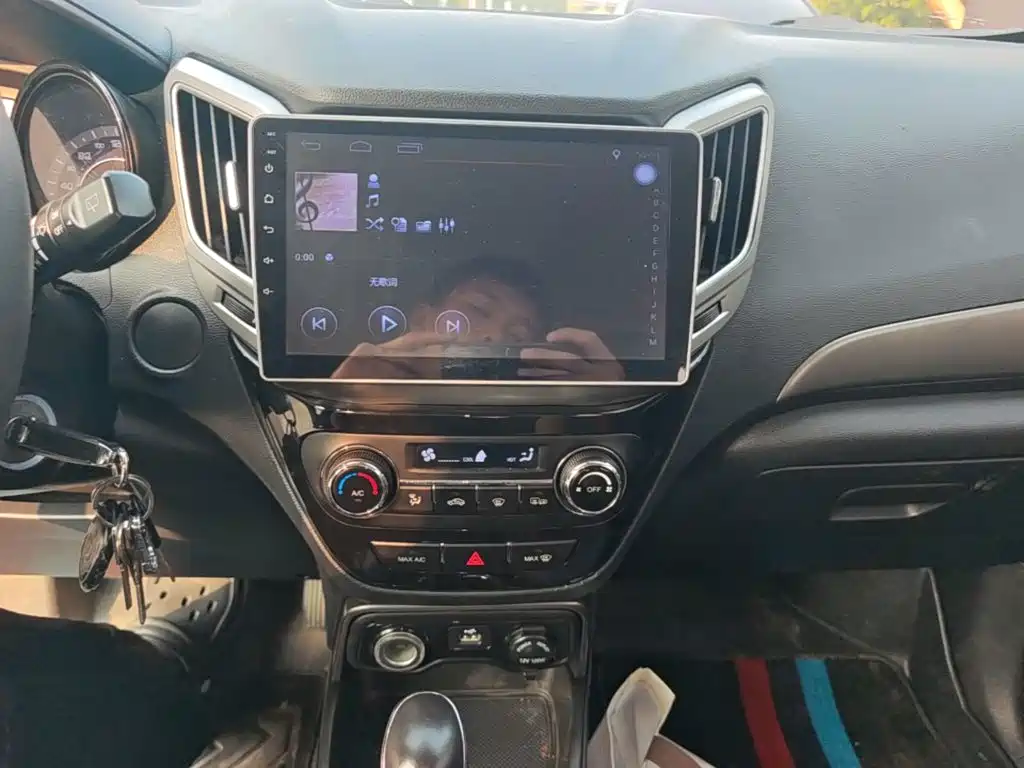 Changan CS15 — миниатюра 13