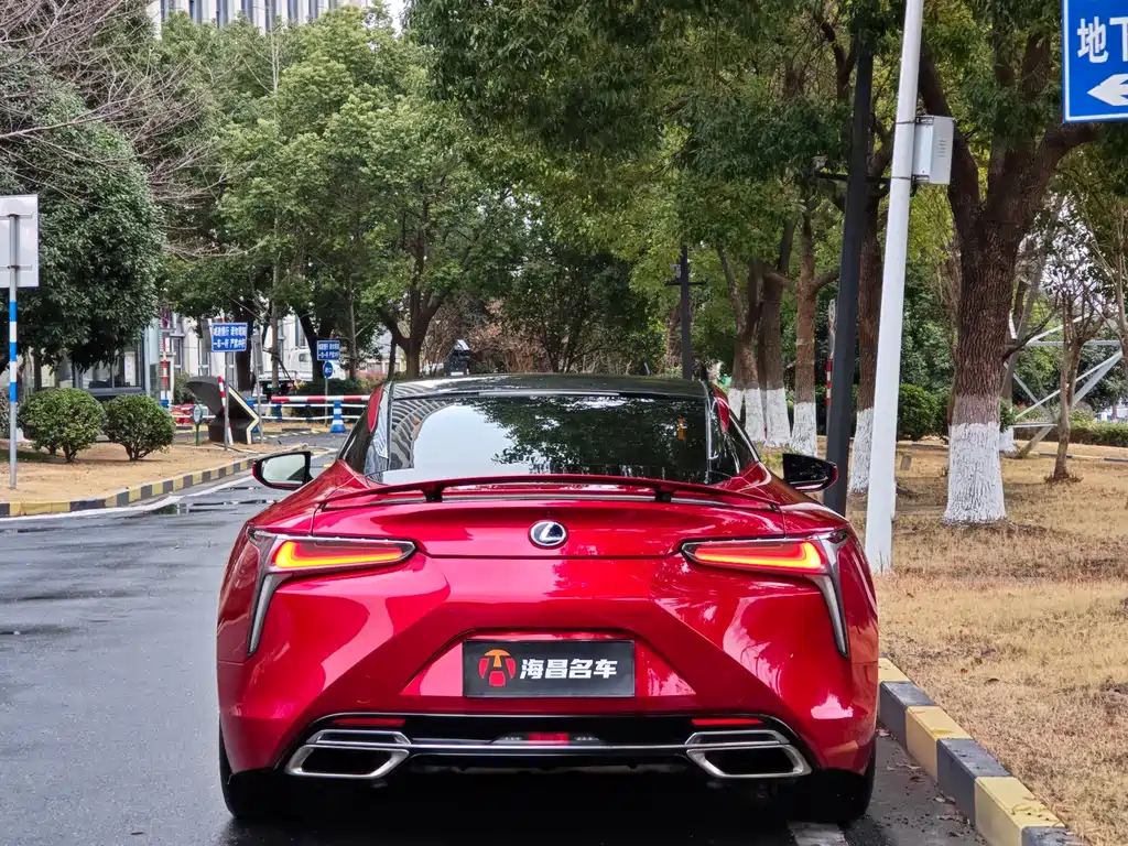 LEXUS LC