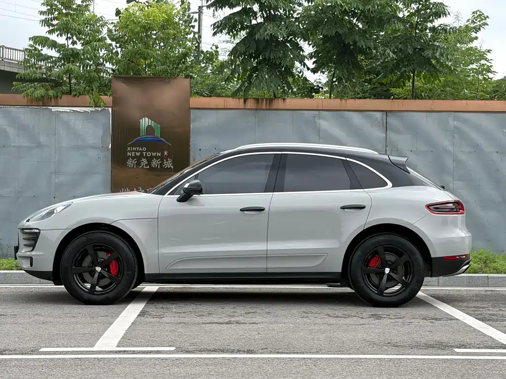 Porsche Macan 2016 Macan 2.0T