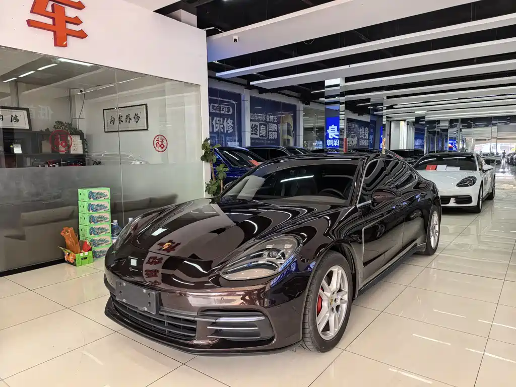 Porsche Panamera 2018