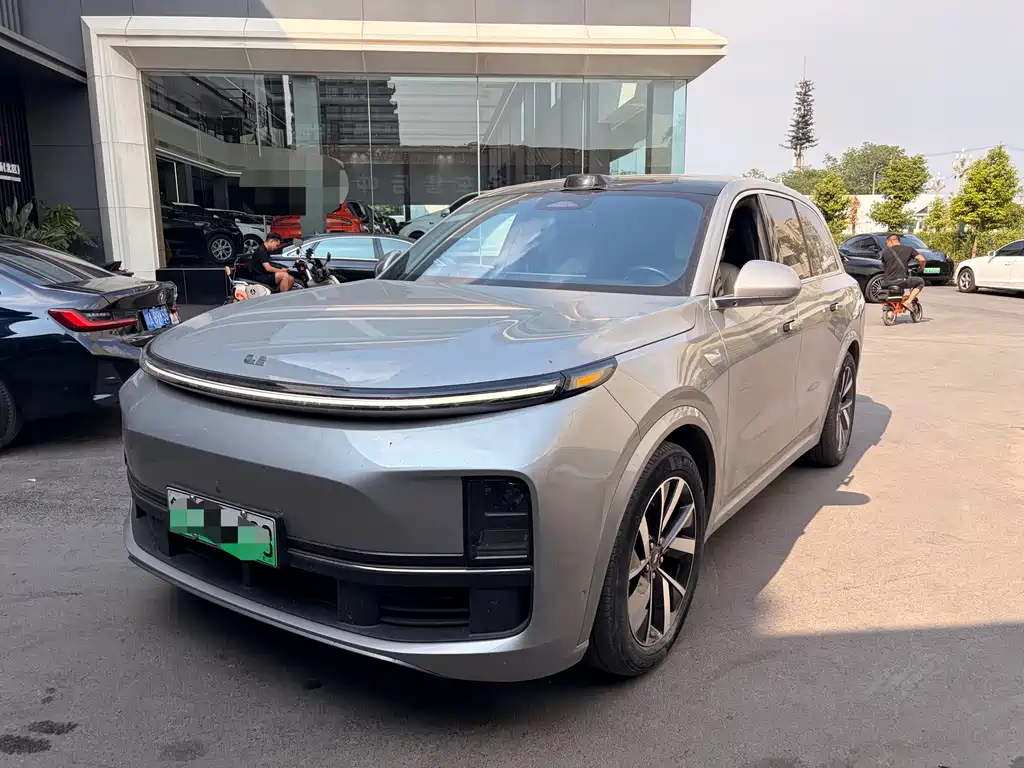 Li Auto Li L8 2023