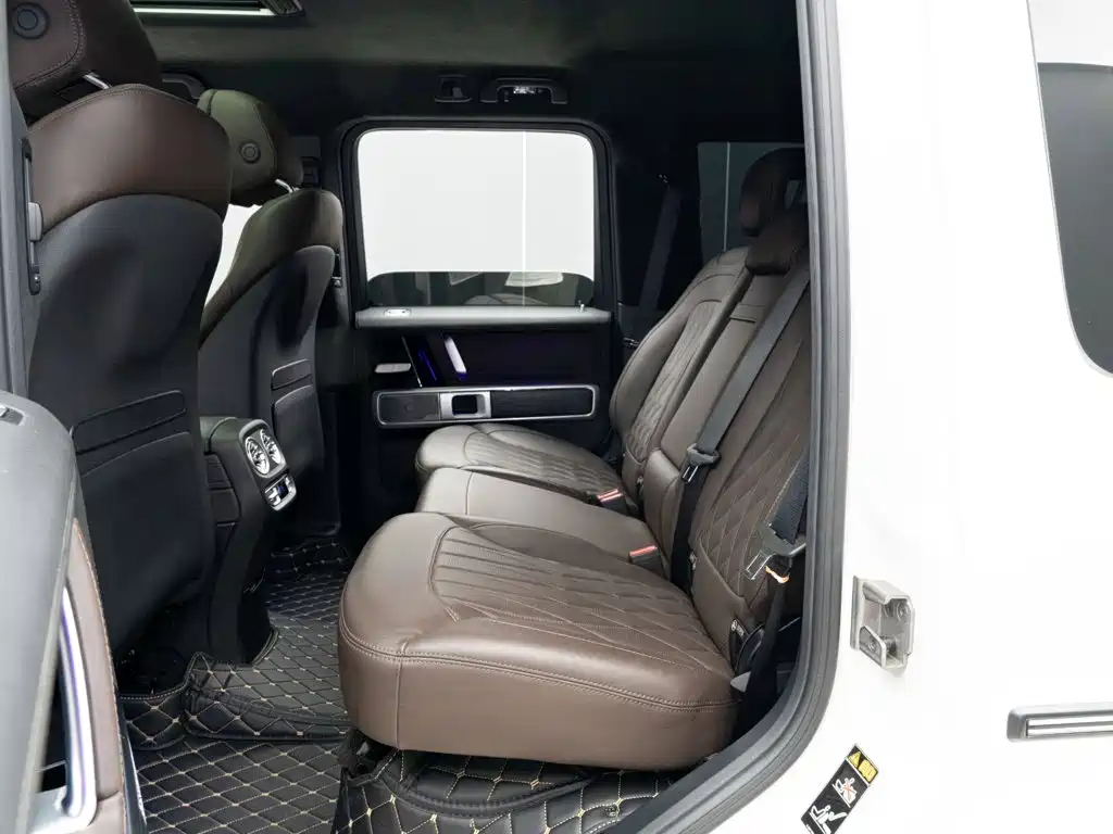 Mercedes-Benz G-Class — миниатюра 11