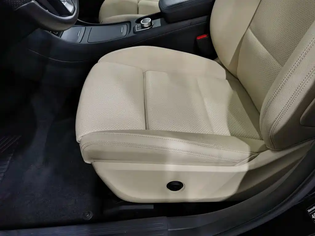 Mercedes-Benz GLA — миниатюра 20