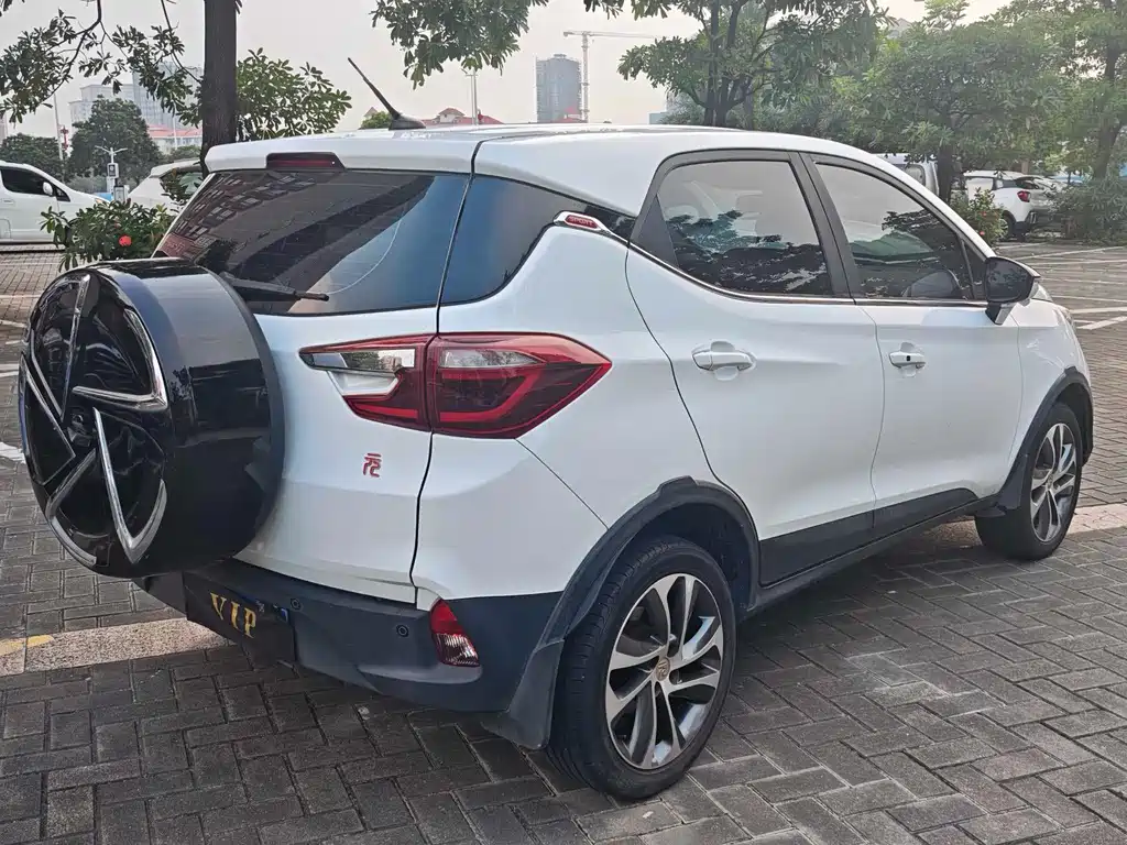 BYD Yuan — миниатюра 13
