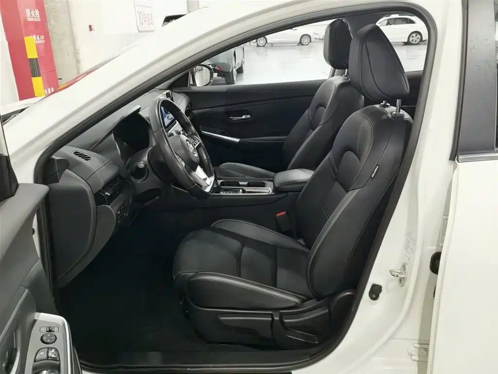 Nissan Sylphy 2022 1.6L XL CVT Enjoy