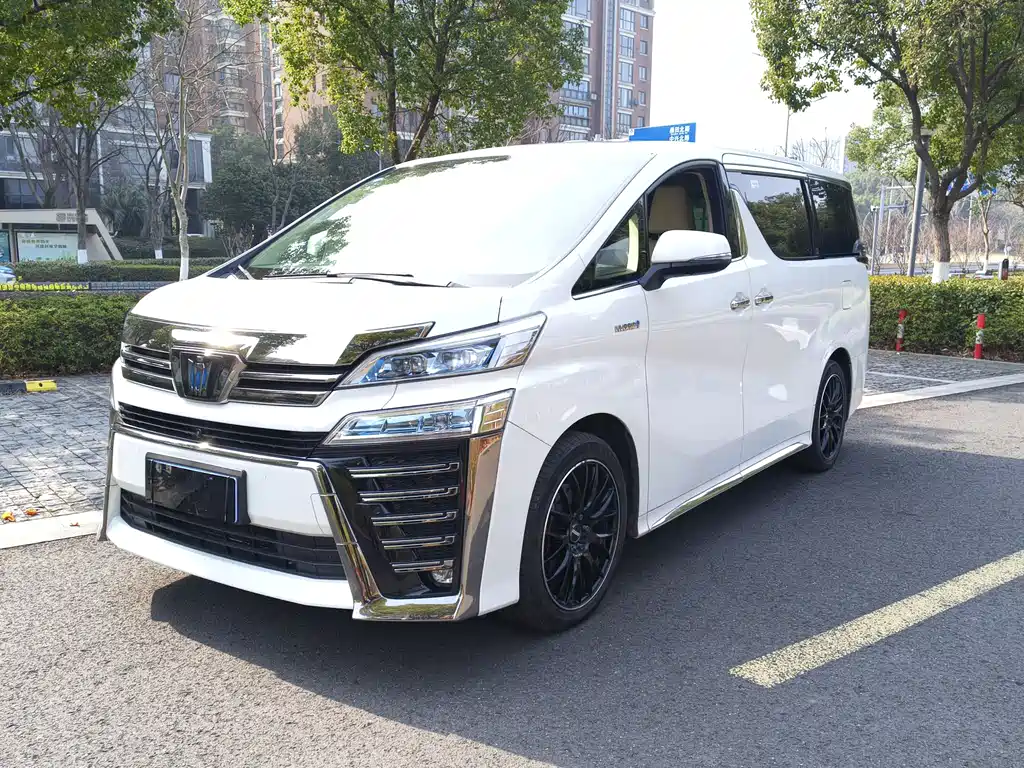 Toyota Vellfire 2022