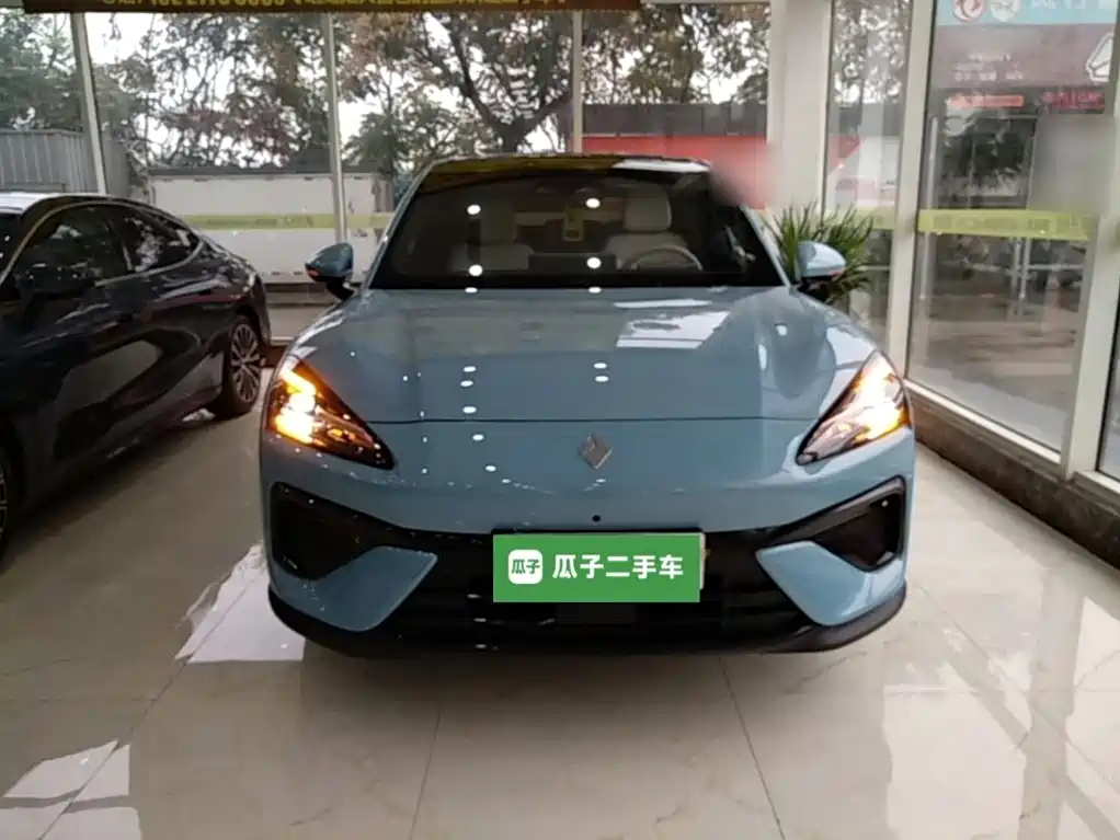 Baojun Yunhai — миниатюра 3