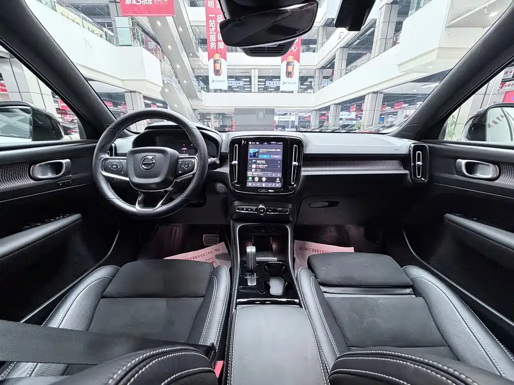 Volvo XC40 NEV — миниатюра 22