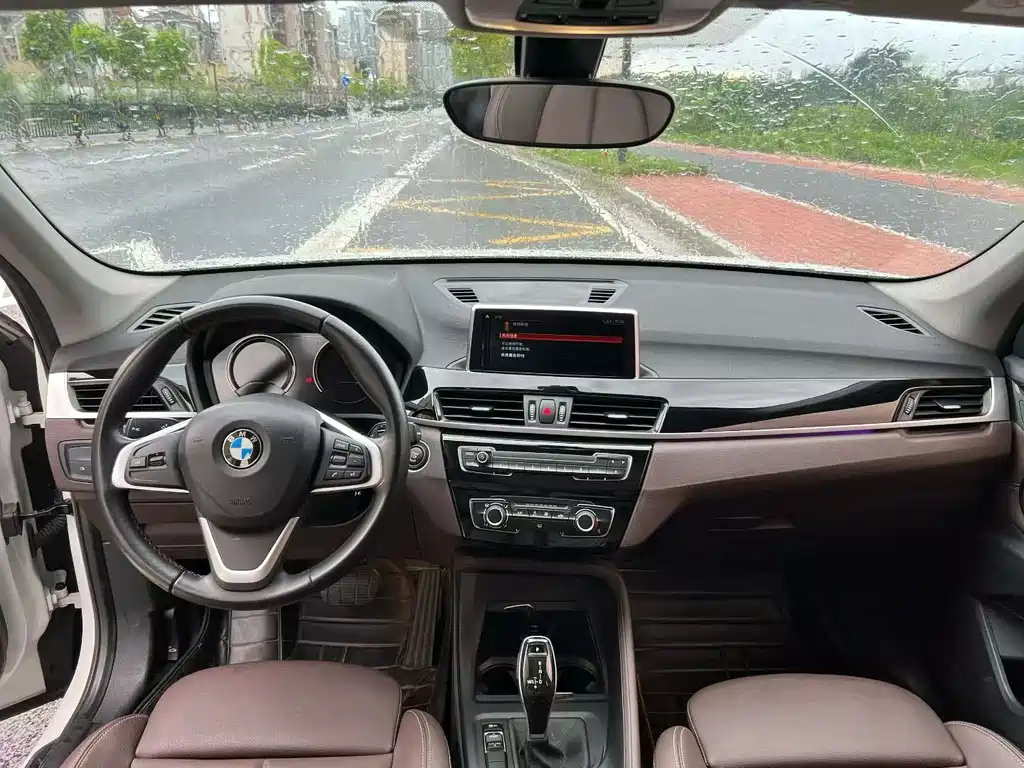 BMW X1 — миниатюра 7