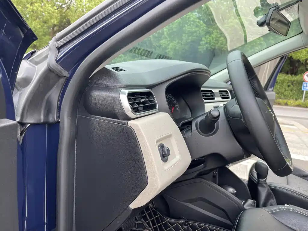 Renault Kadjar — миниатюра 10
