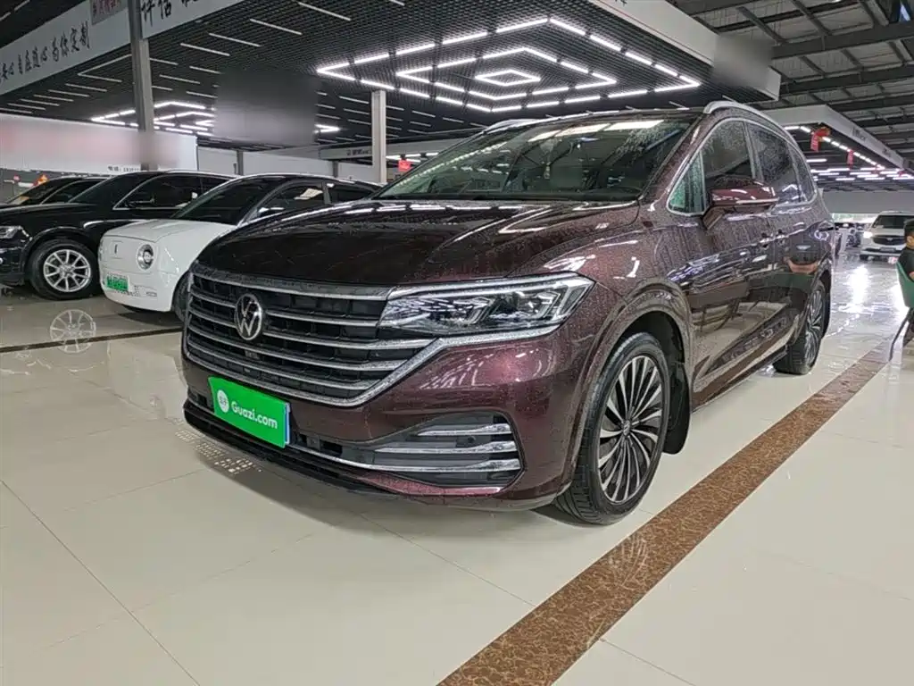 Volkswagen Viloran 2020