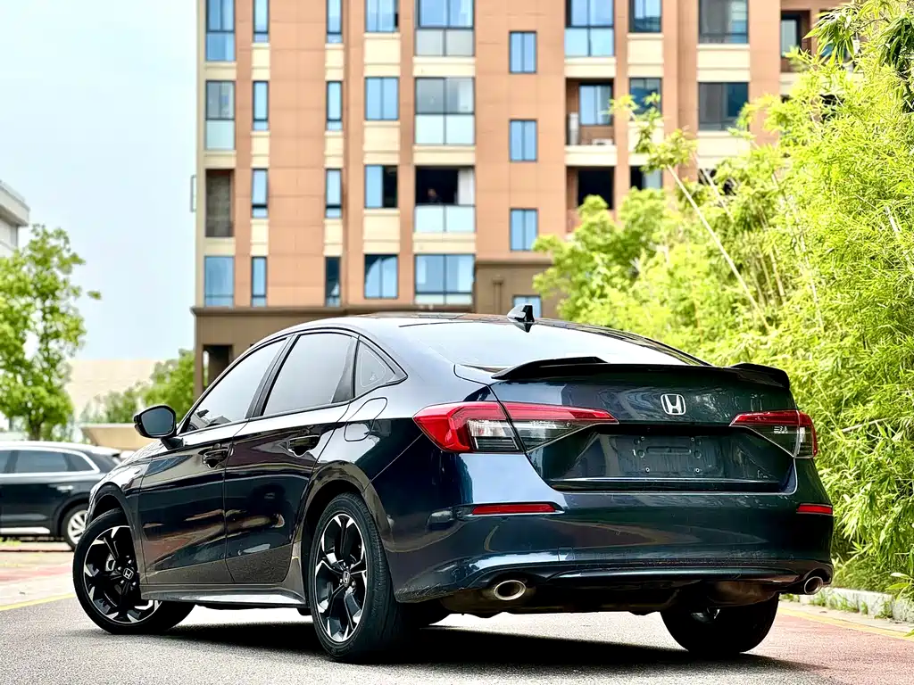 Honda Civic 2022 240TURBO CVT