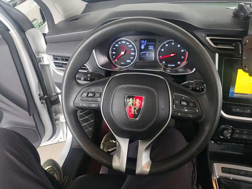 Roewe RX3 — миниатюра 11