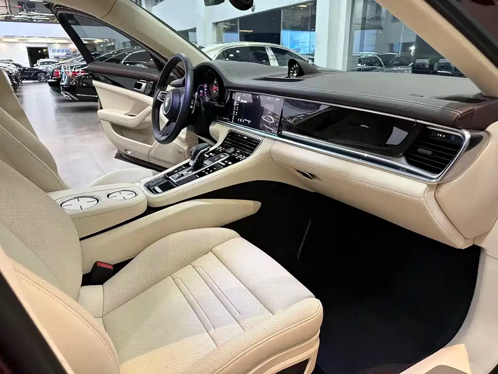 Porsche Panamera — миниатюра 9