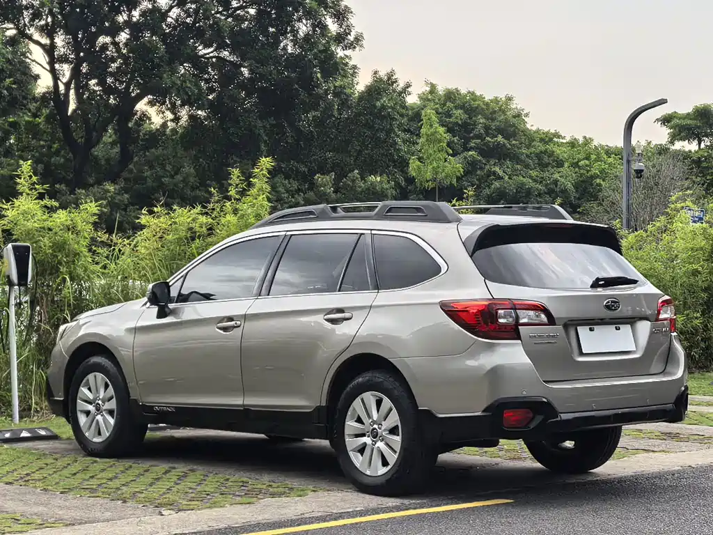 Subaru Outback — миниатюра 6