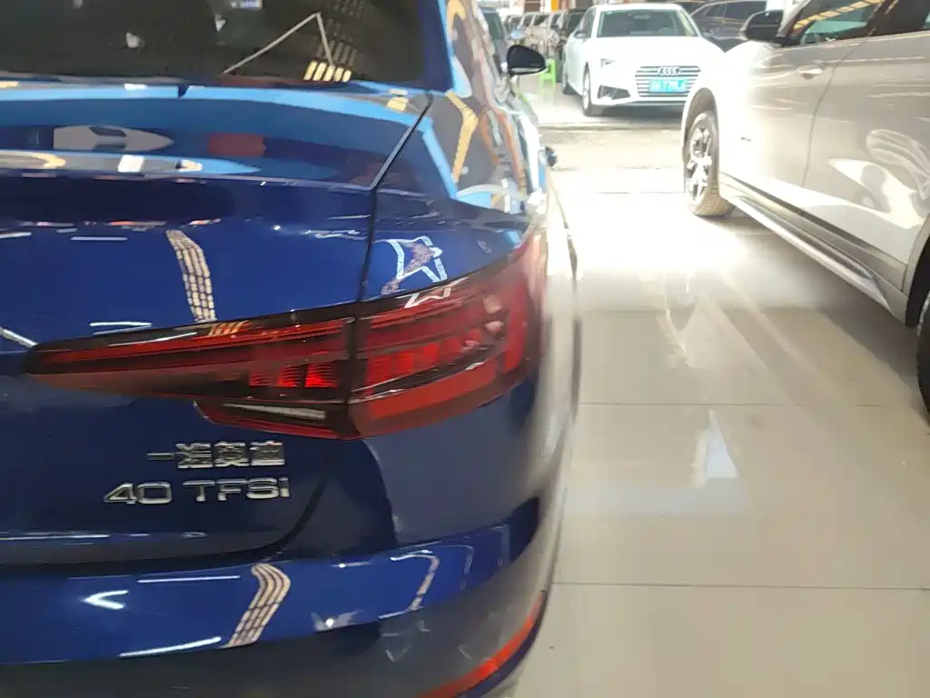 Audi A4L — миниатюра 24