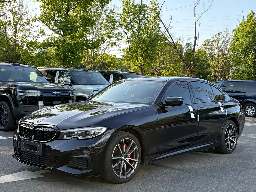 BMW 3 Series 2022