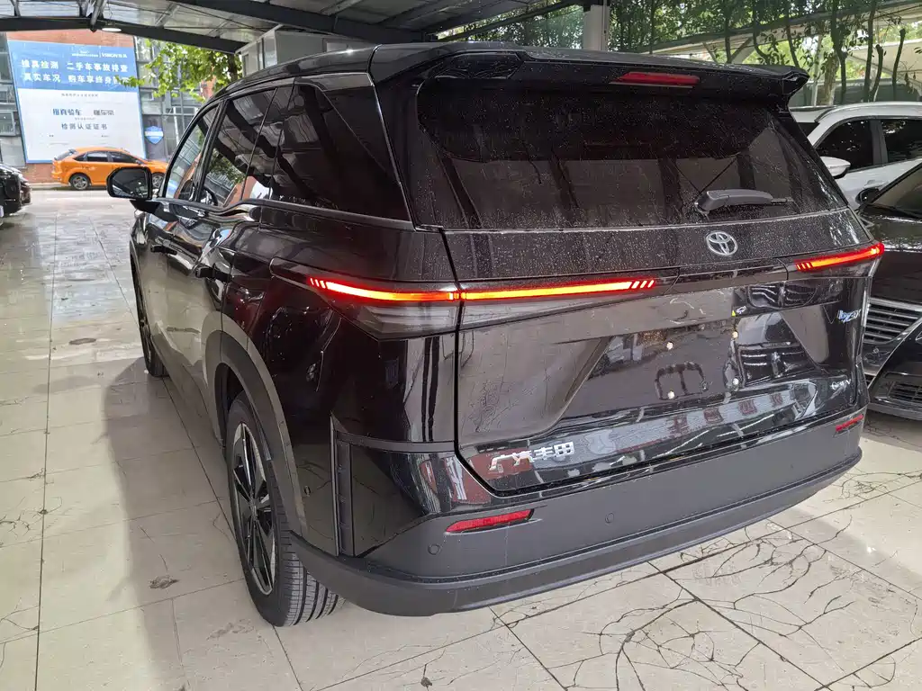 Toyota bZ3X — миниатюра 11