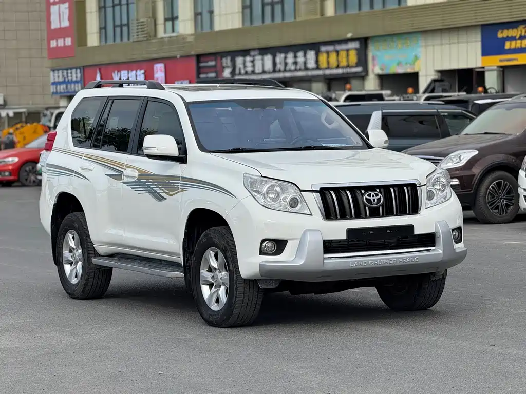 Toyota Land Cruiser Prado 2010 4.0L AT TX