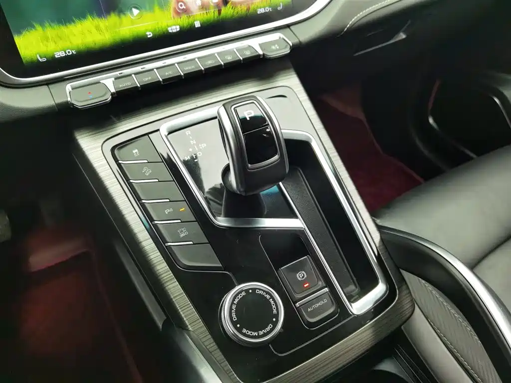 GEELY AUTOMOBILE BOYUE