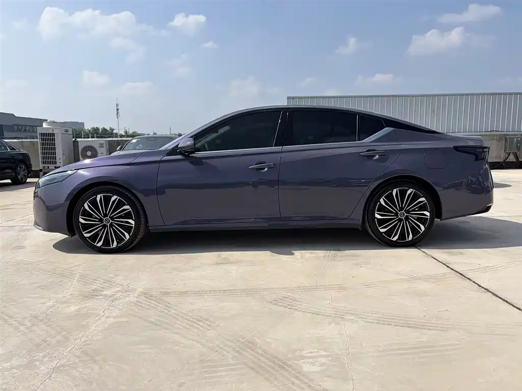Nissan Altima 2026 2.0T Flagship