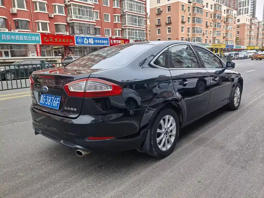 Ford Mondeo - 2011 2.3L Luxury