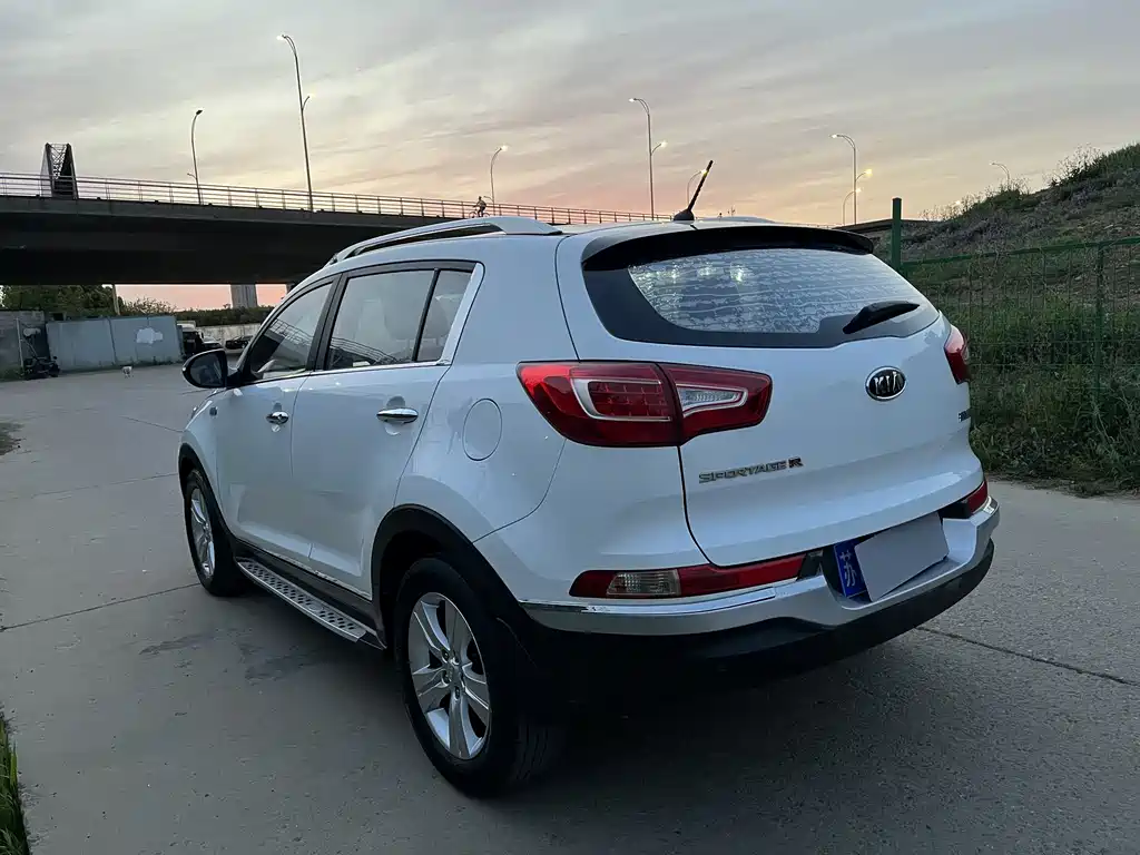 Kia Sportage 2.0L Auto 2WD Edition GLS, фото 6