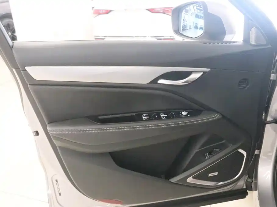 Geely Xingyue — миниатюра 11