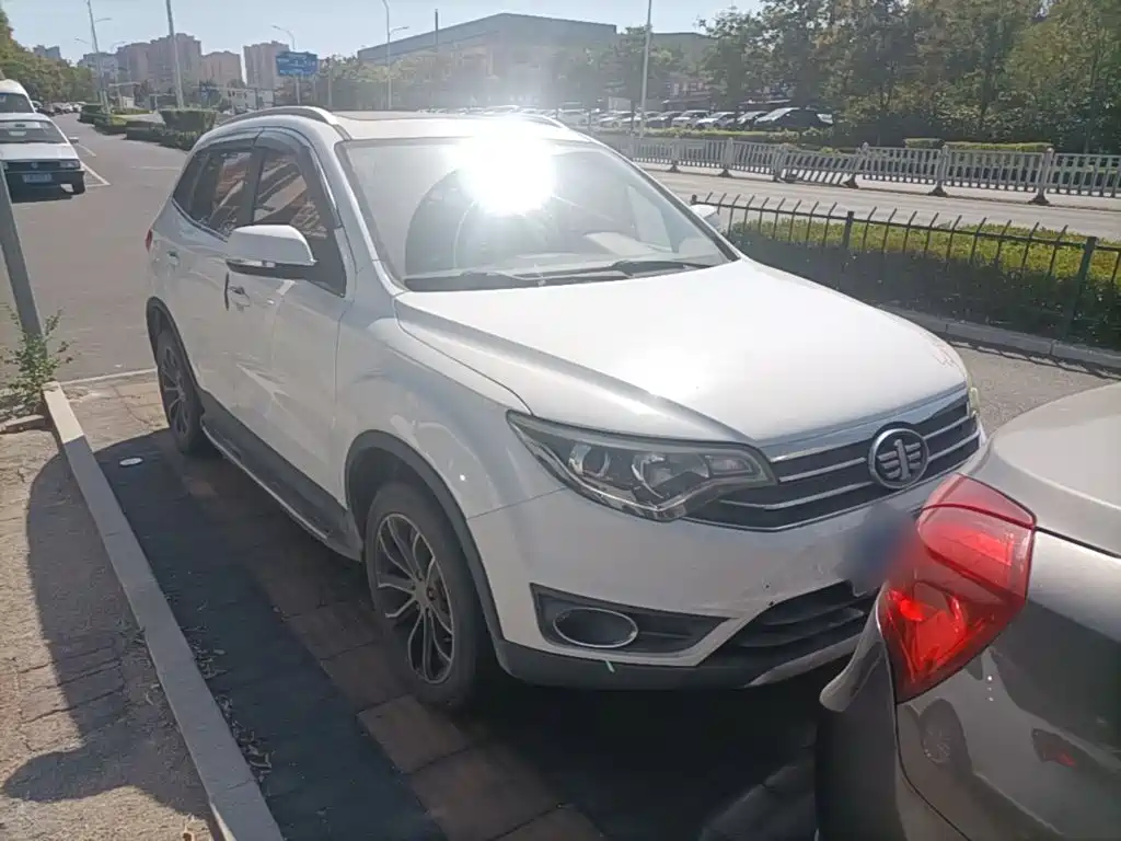 FAW Senya R7 — миниатюра 4