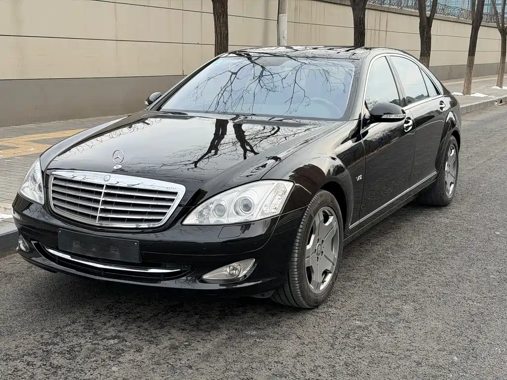 Mercedes-Benz S-Class 2008