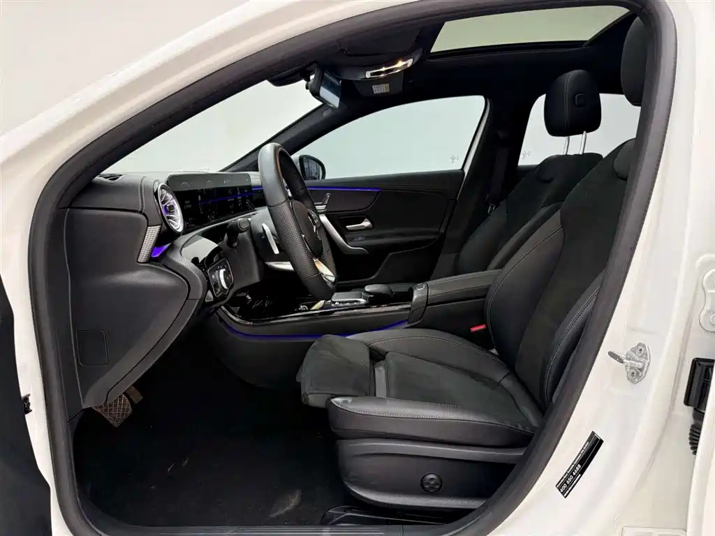 MERCEDES-BENZ A CLASS