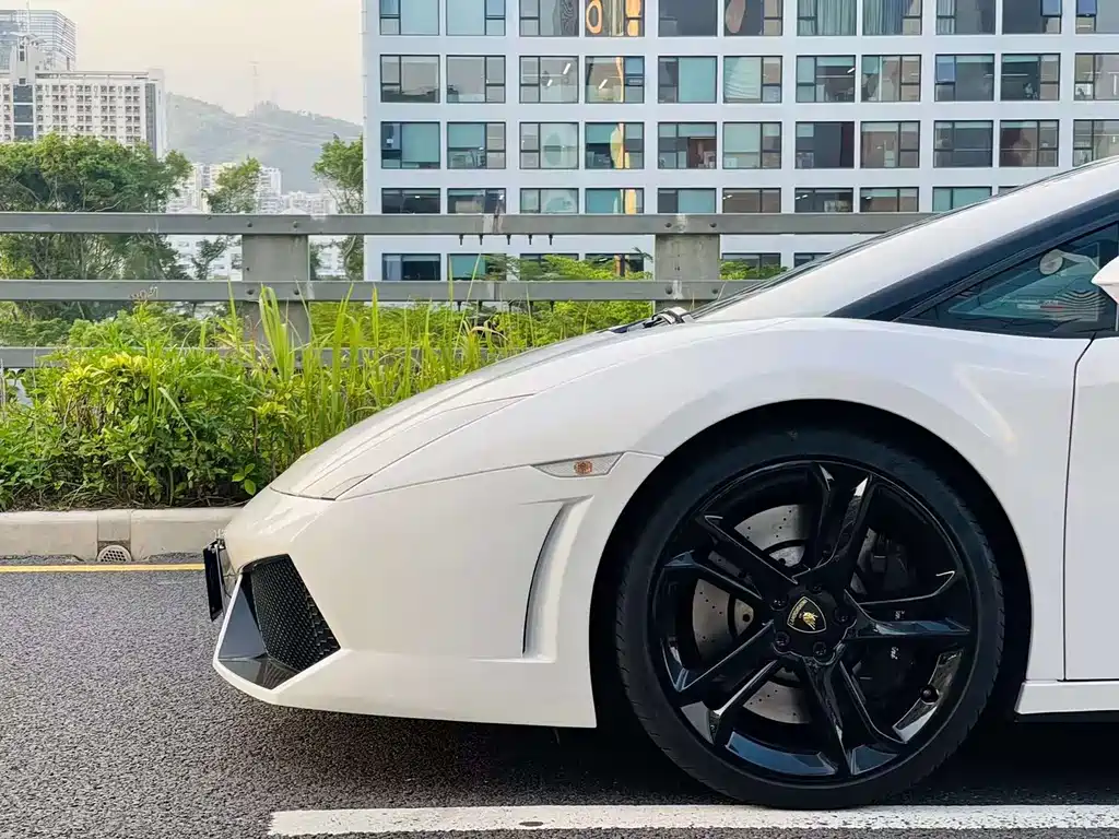 Lamborghini Gallardo 2009 LP 560-4 Spyder