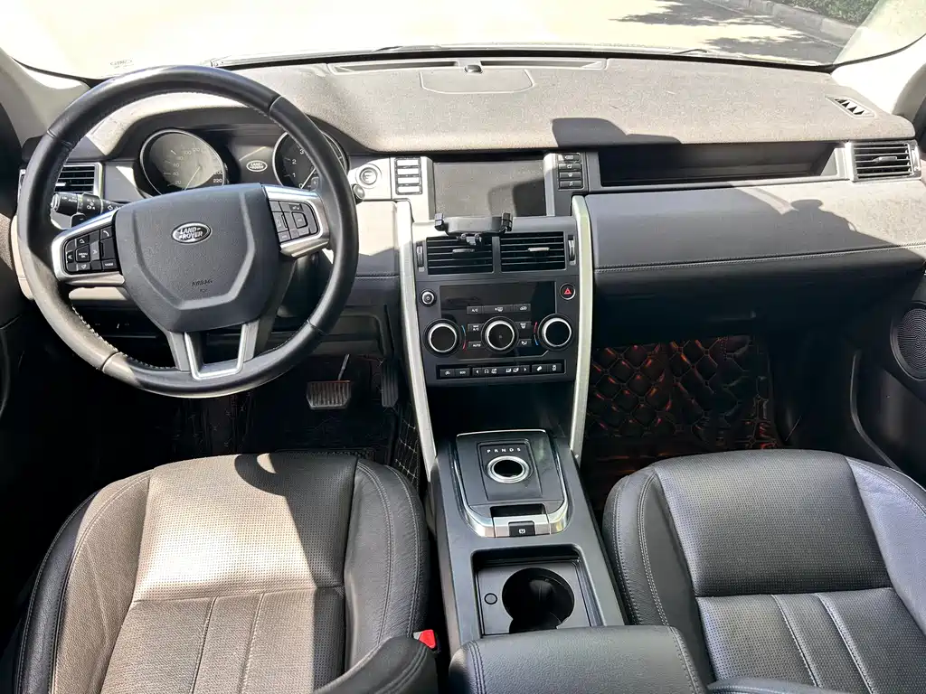Land Rover Discovery Sport 2016 2.0T SE