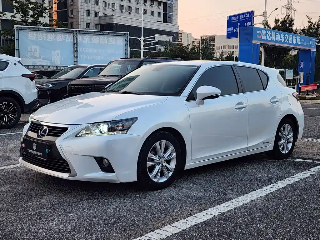 Lexus CT