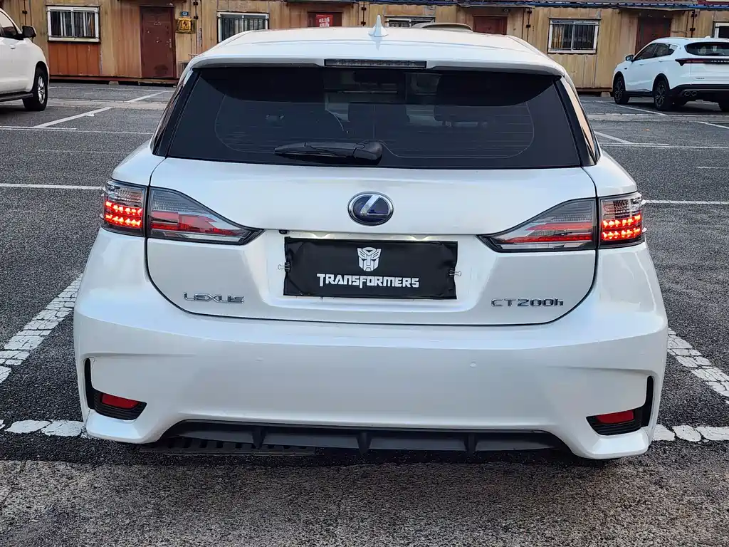 Lexus CT — миниатюра 4