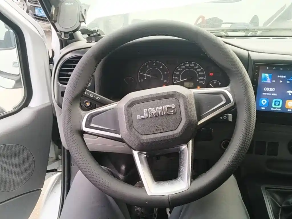 JMC Tesla — миниатюра 11