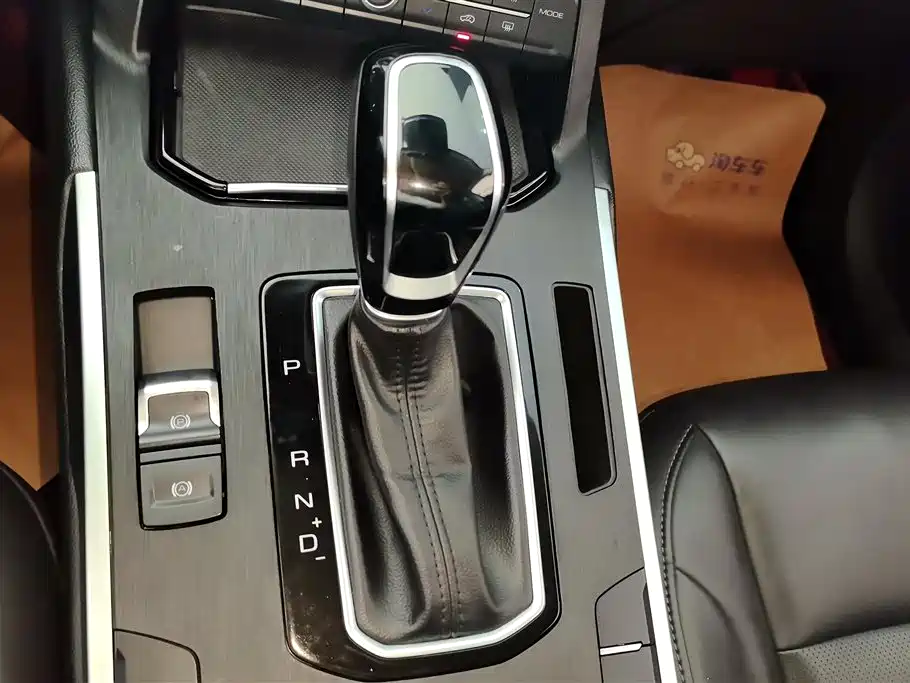 WEI PAI WEI BRAND VV5