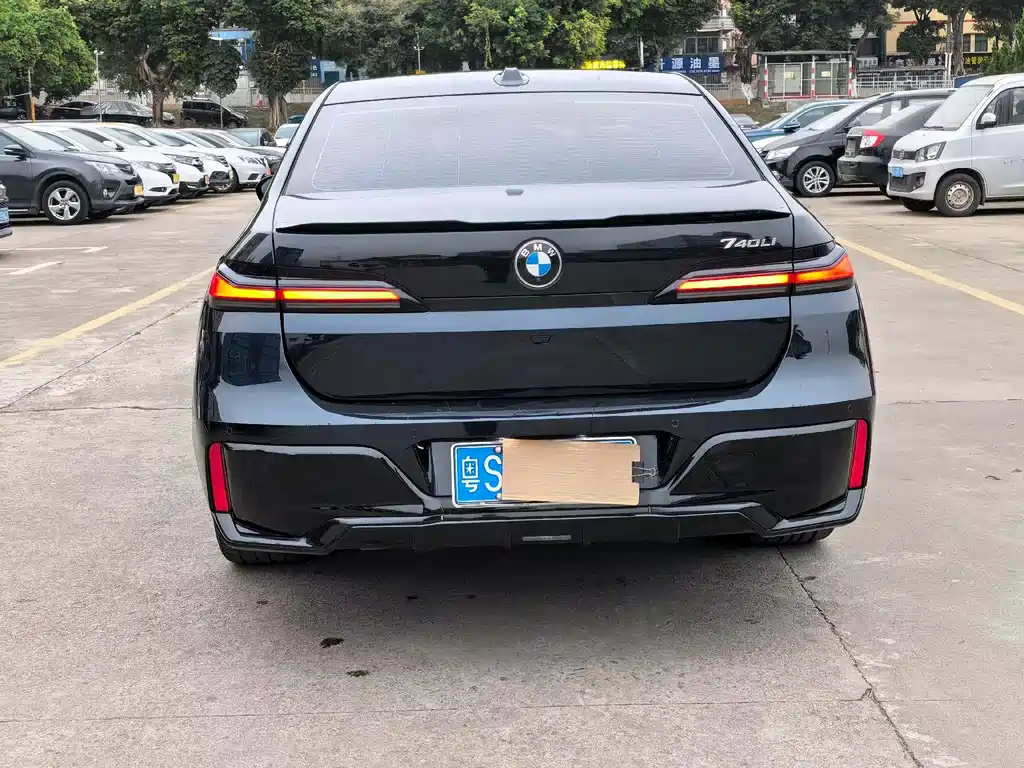 BMW 7 Series 7 2023 740Li Lead Luxury