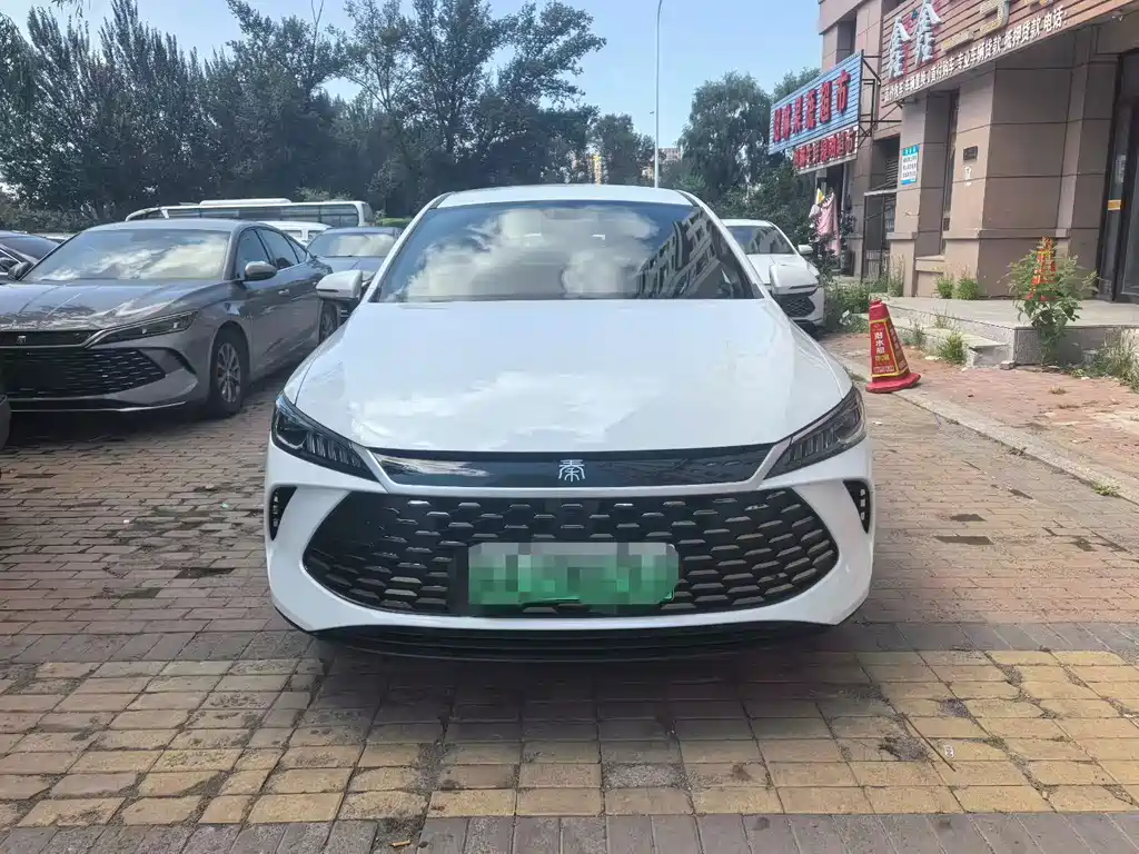 BYD Qin Plus PLUS 2025 DM-i Smart Drive 128KM