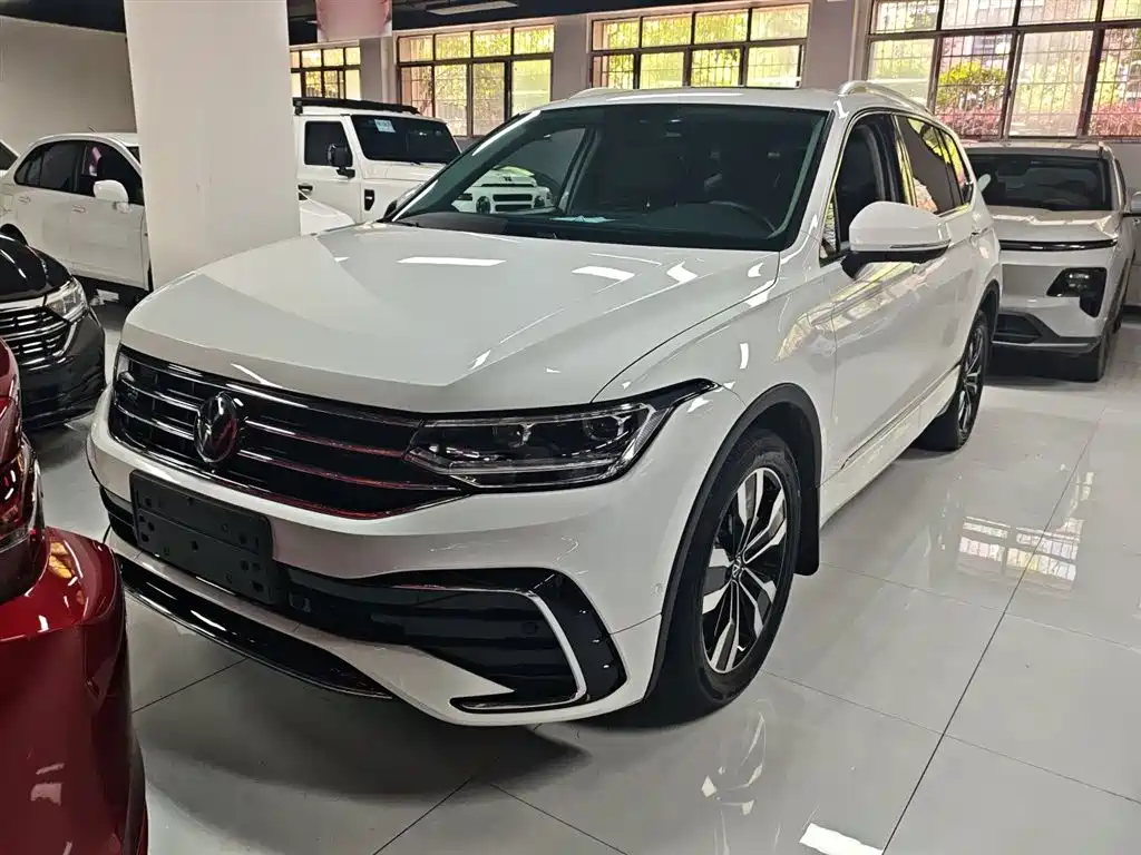 Volkswagen Tiguan L 2025