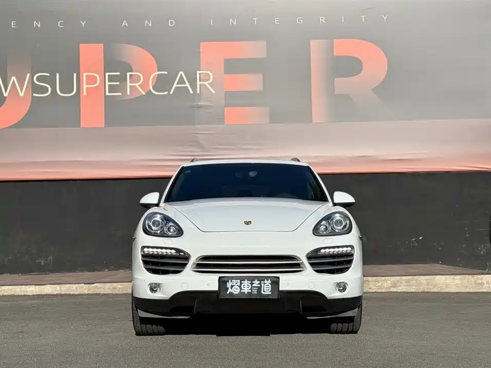 Porsche Cayenne 2014 Cayenne Platinum Edition 3.0T